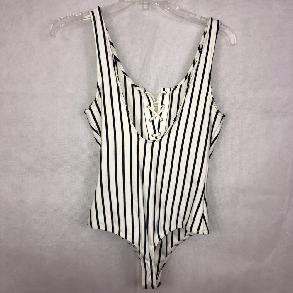 LA Hearts White/Black Striped Bodysuit Size Medium - Picture 2 of 4